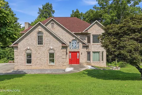 118 W Melbourne Rd, Oak Ridge, TN 37830