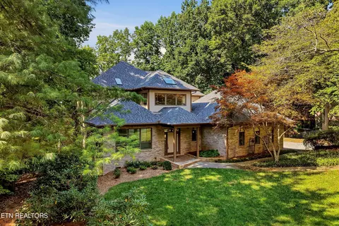 152 Whippoorwill Dr, Oak Ridge, TN 37830