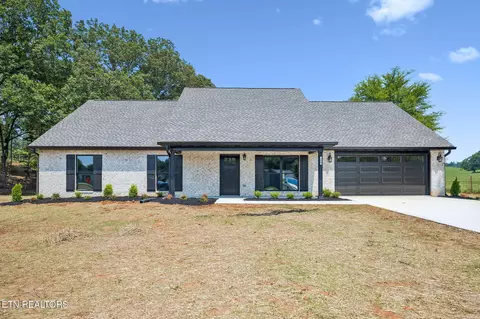 806 Johnson Rd, Maryville, TN 37804
