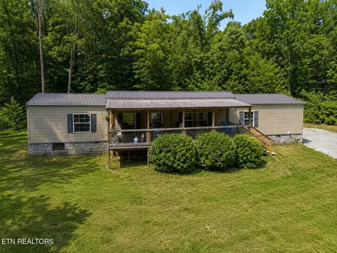 118 Skyline Dr, Crossville, TN 38572