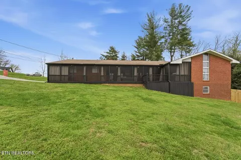 1414 Rosalyn Dr, Knoxville, TN 37914