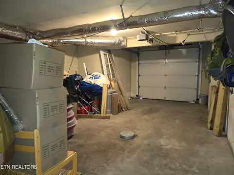 Other - 400 Gloucester Ave, Middlesboro, KY 40965 photo 5 of 11