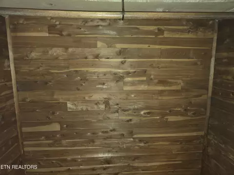 Other - 400 Gloucester Ave, Middlesboro, KY 40965 photo 4 of 11