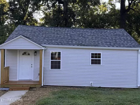 3416 Oak Grove St, Knoxville, TN 37920