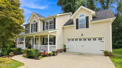 5826 Wall Flower Ln, Knoxville, TN 37924