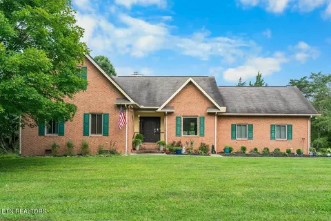 219 Twinleaf Ln, Knoxville, TN 37920