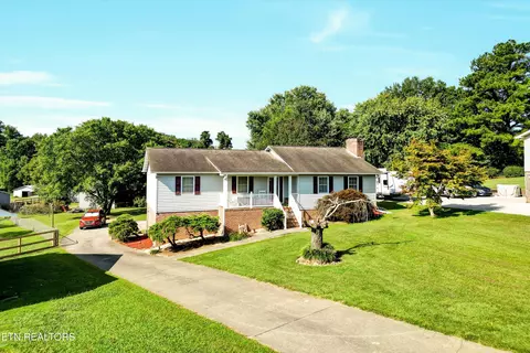 716 Stonecrest Dr, Maryville, TN 37804