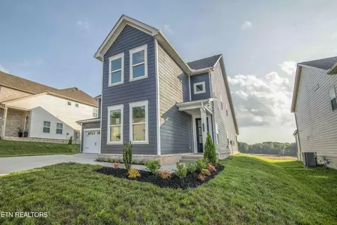 528 Ivey Farms Rd, Farragut, TN 37934