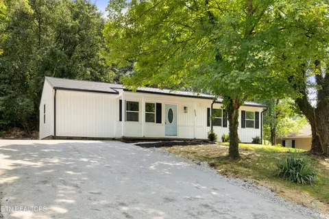 5200 Evelyn Dr, Knoxville, TN 37909