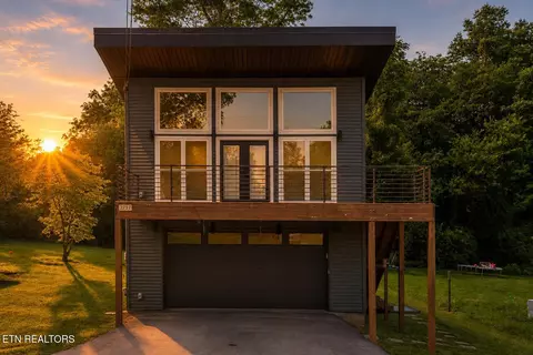 2717 Peachtree St, Knoxville, TN 37920