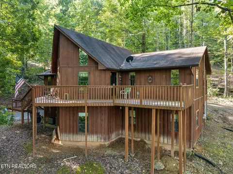 Exterior - 3469 Sugar Maple Loop Rd, Sevierville, TN 37862 photo 1 of 8