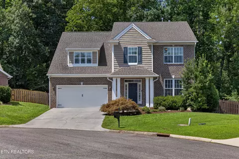 2306 Ancient Oak Ln, Knoxville, TN 37931