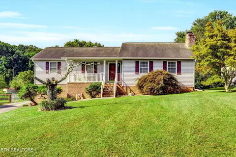716 Stonecrest Dr, Maryville, TN 37804