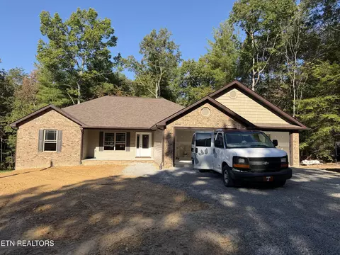 12 Dovecote Ter, Crossville, TN 38558