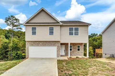 145 Eleanor Davis Dr, Maryville, TN 37804