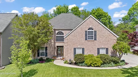 12705 Coral Reef Cir, Knoxville, TN 37922