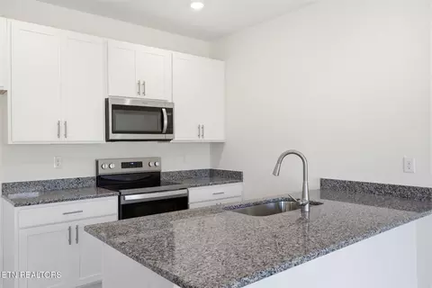 1410 Relaxation Run, Sevierville, TN 37876