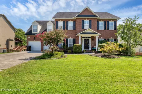 2427 Amber Dawn Ln, Knoxville, TN 37920