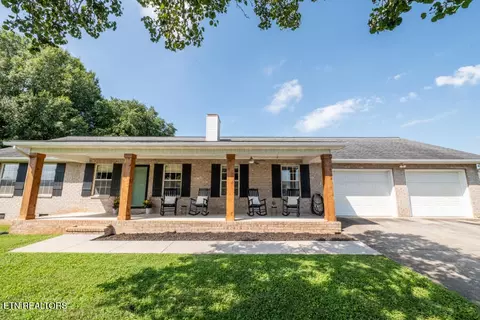 409 Hiddenbrook Ln, Maryville, TN 37804