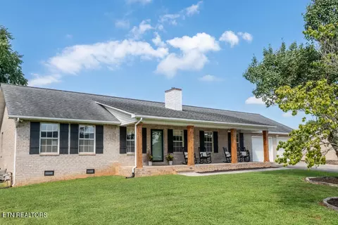 409 Hiddenbrook Ln, Maryville, TN 37804