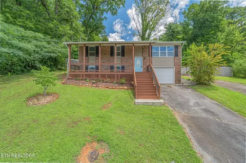 4612 Skyview Dr, Knoxville, TN 37917