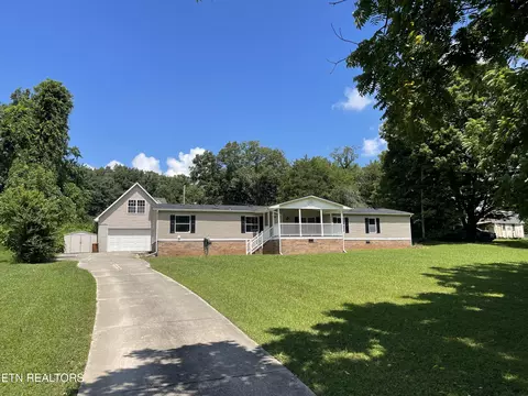 258 Old Tacora Hills Rd, Clinton, TN 37716