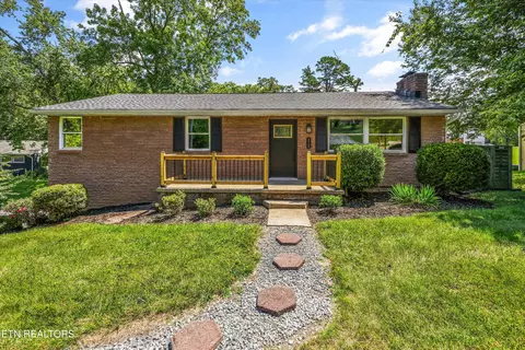 312 Stone Rd, Knoxville, TN 37920