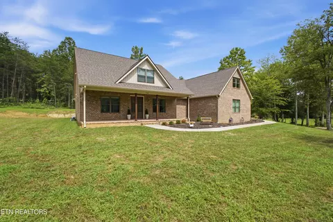760 Paint Rock Rd, Philadelphia, TN 37846