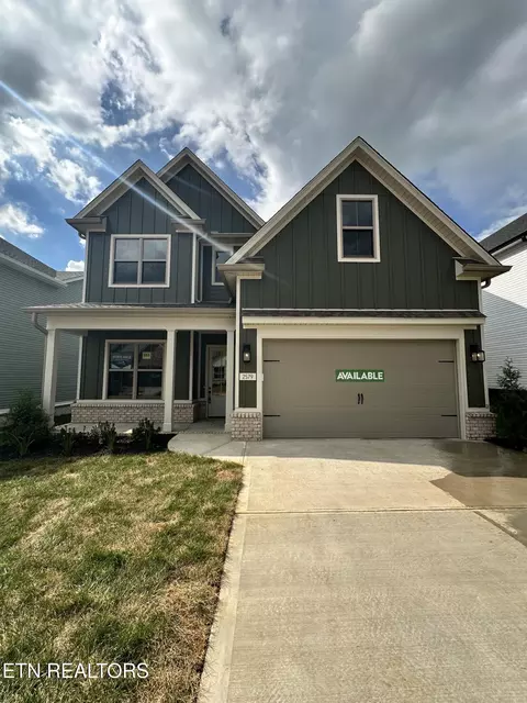 2579 Marshall Pass Rd, Knoxville, TN 37932