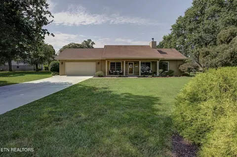 322 Saligugi Ln, Loudon, TN 37774