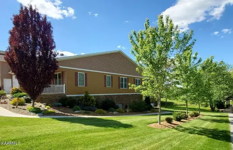 14 Red Oak Dr, Crossville, TN 38555