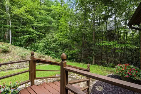 Exterior - 450 Mountain John Loop, Townsend, TN 37882 photo 6 of 17
