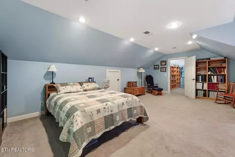 Bedroom - 450 Mountain John Loop, Townsend, TN 37882 photo 4 of 4