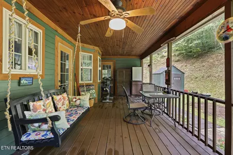 Exterior - 450 Mountain John Loop, Townsend, TN 37882 photo 14 of 17