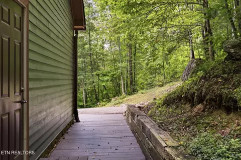 Exterior - 450 Mountain John Loop, Townsend, TN 37882 photo 9 of 17