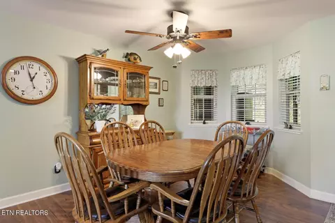 Dining - 450 Mountain John Loop, Townsend, TN 37882 photo 2 of 3
