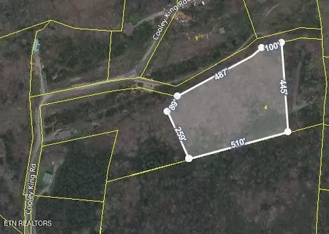 912 Coolie King Rd, Kodak, TN 37764