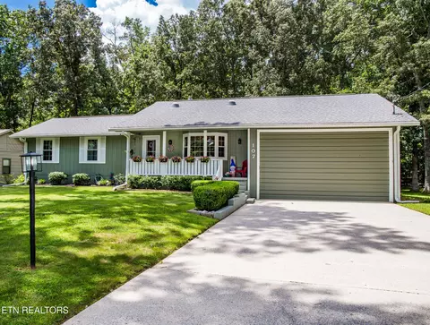 107 Canterbury Dr, Crossville, TN 38558