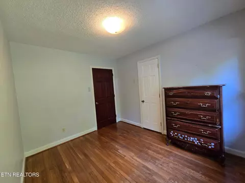 Bedroom - 380 Vine Ave, Oneida, TN 37841 photo 7 of 7