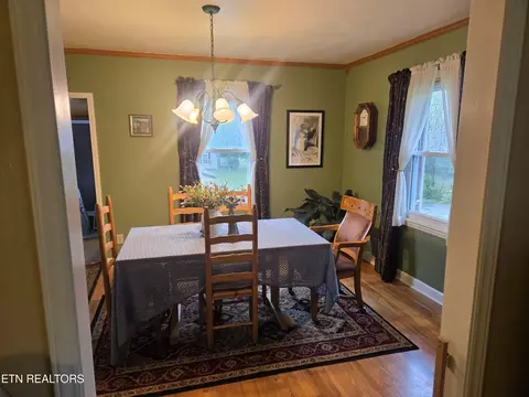 Dining - 380 Vine Ave, Oneida, TN 37841 photo 1 of 1