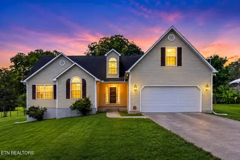 211 Bagwell Rd, Knoxville, TN 37924