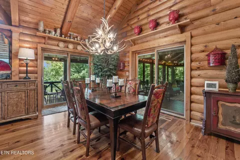 Dining - 524 Laurel Rd, Townsend, TN 37882 photo 1 of 1