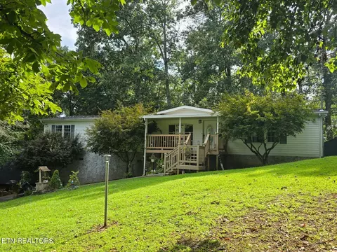 1711 Walnut Hill Ln, Sevierville, TN 37876