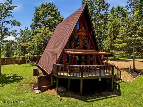 213 Petty Ln, Mooresburg, TN 37811