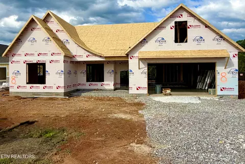 146 Poppy Pl, Lenoir City, TN 37772