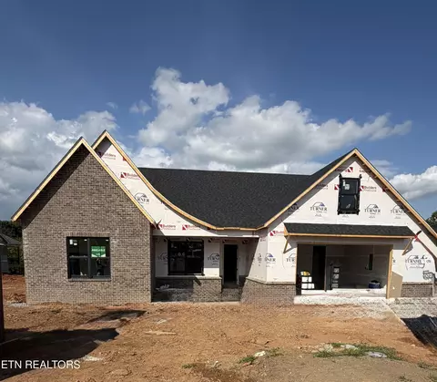 146 Poppy Pl, Lenoir City, TN 37772