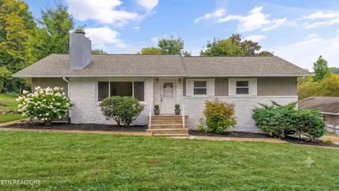 3415 Hackberry Rd, Knoxville, TN 37931
