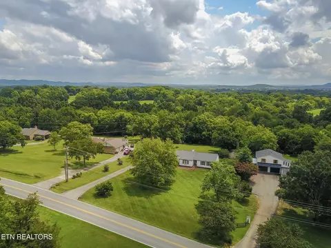 1751 Old Hillsboro Rd, Franklin, TN 37069