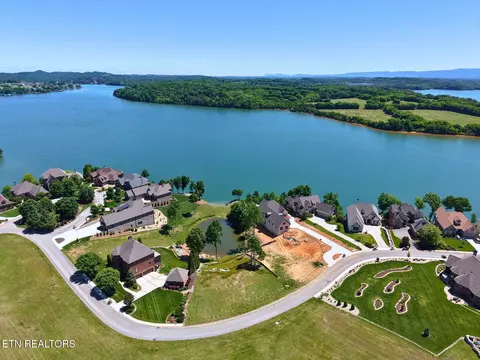113 Breakers Dr, Vonore, TN 37885 photo 10