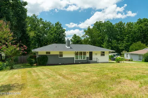 5705 Wassman Rd, Knoxville, TN 37912